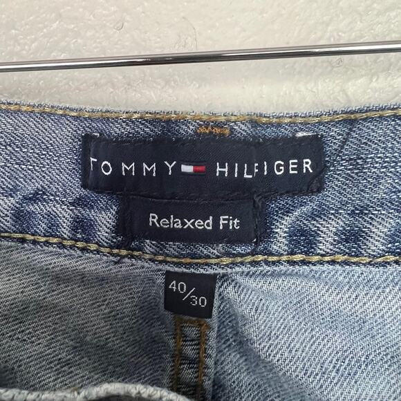 Tommy Hilfiger Jeans Mens Size 40x30 Relaxed Fit Light Wash Blue Denim - Picture 9 of 11